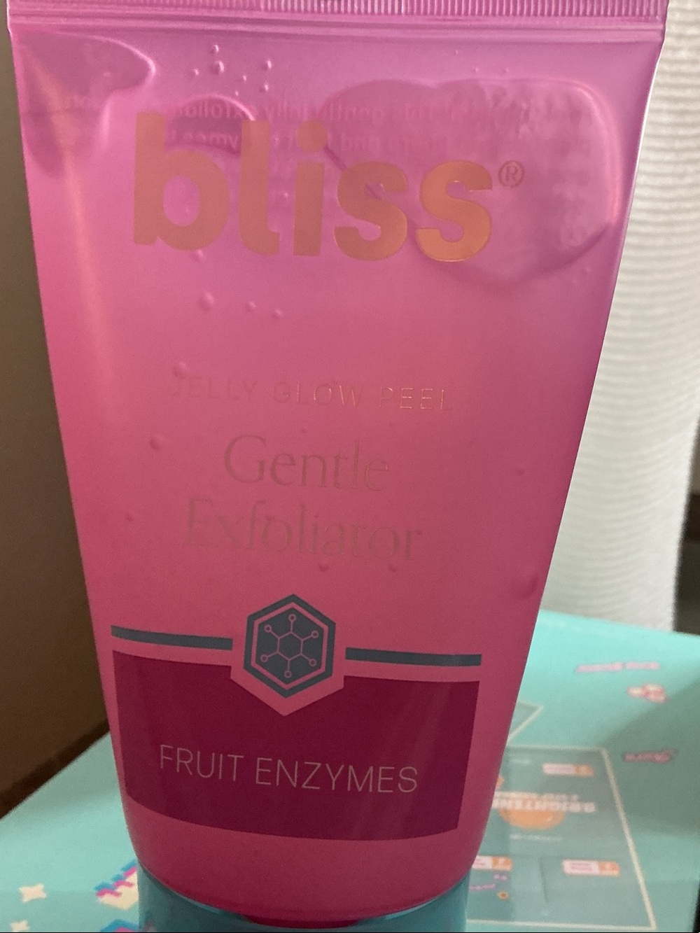 BLISS jelly glow peel gentle exfoliator with fruit enzymes. NEW